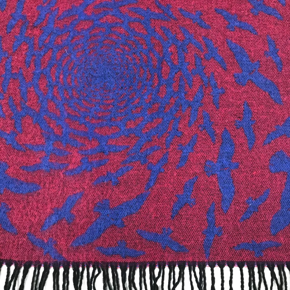 Reversible Bird Pattern Scarf - Picture 3 of 4